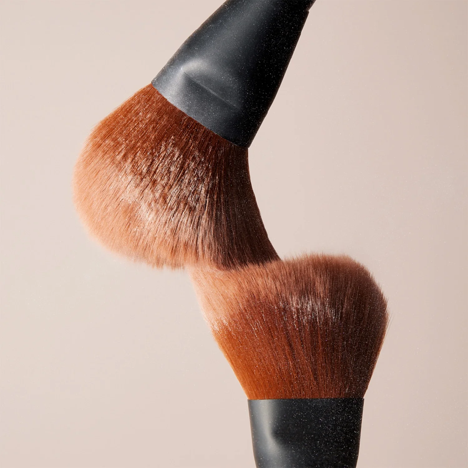 Celvoke Intent Powder Brush - Image 3