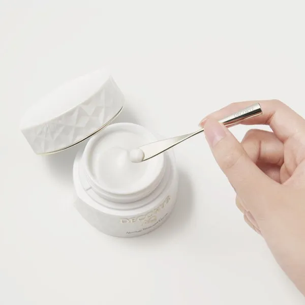 Decorte AQ Absolute Day Cream Awakening Protect - Image 3