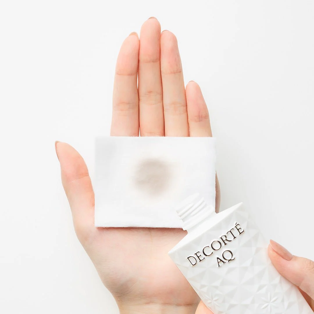 Decorte AQ Toning Lotion a - Image 2