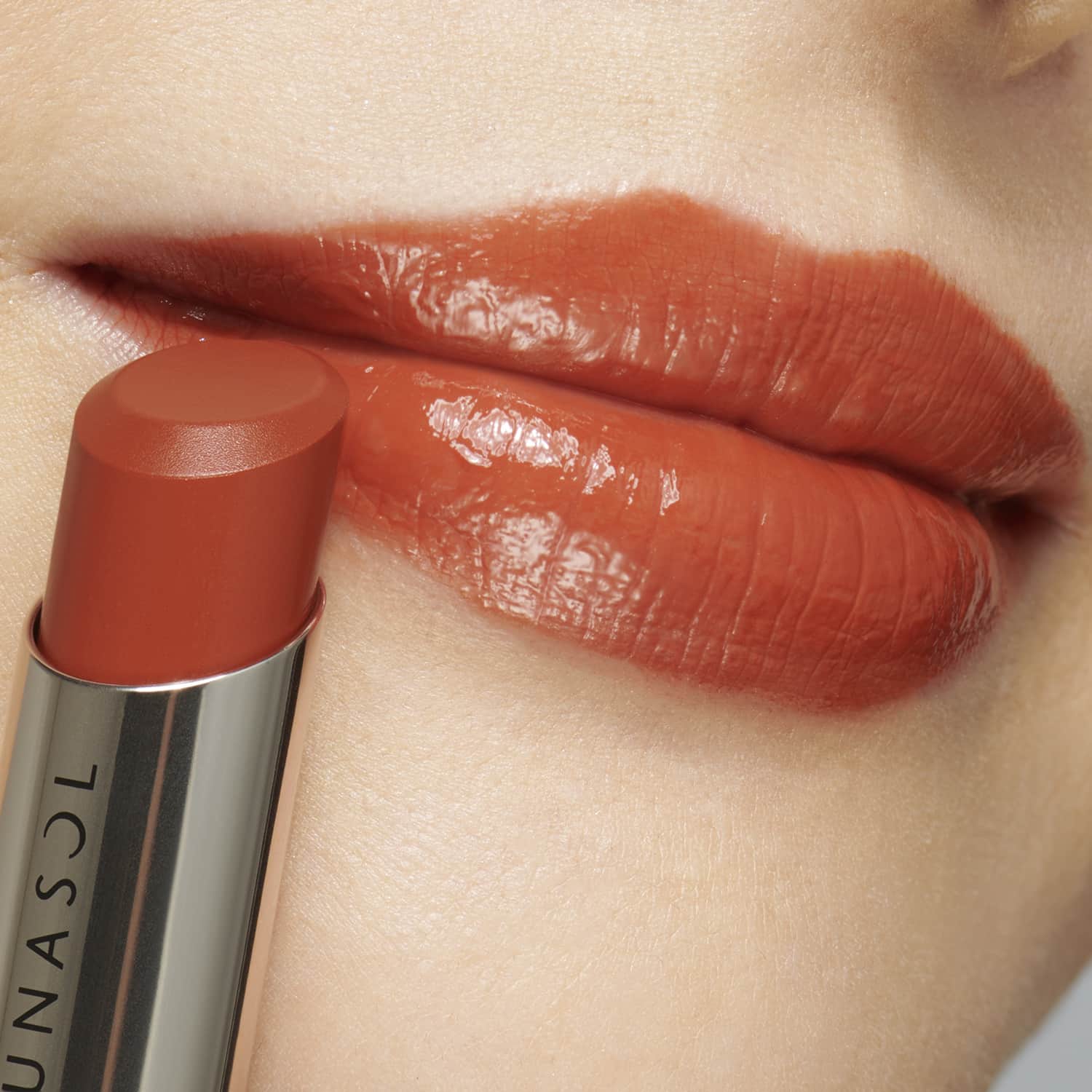 Lunasol Fusing Color Lips - Image 24