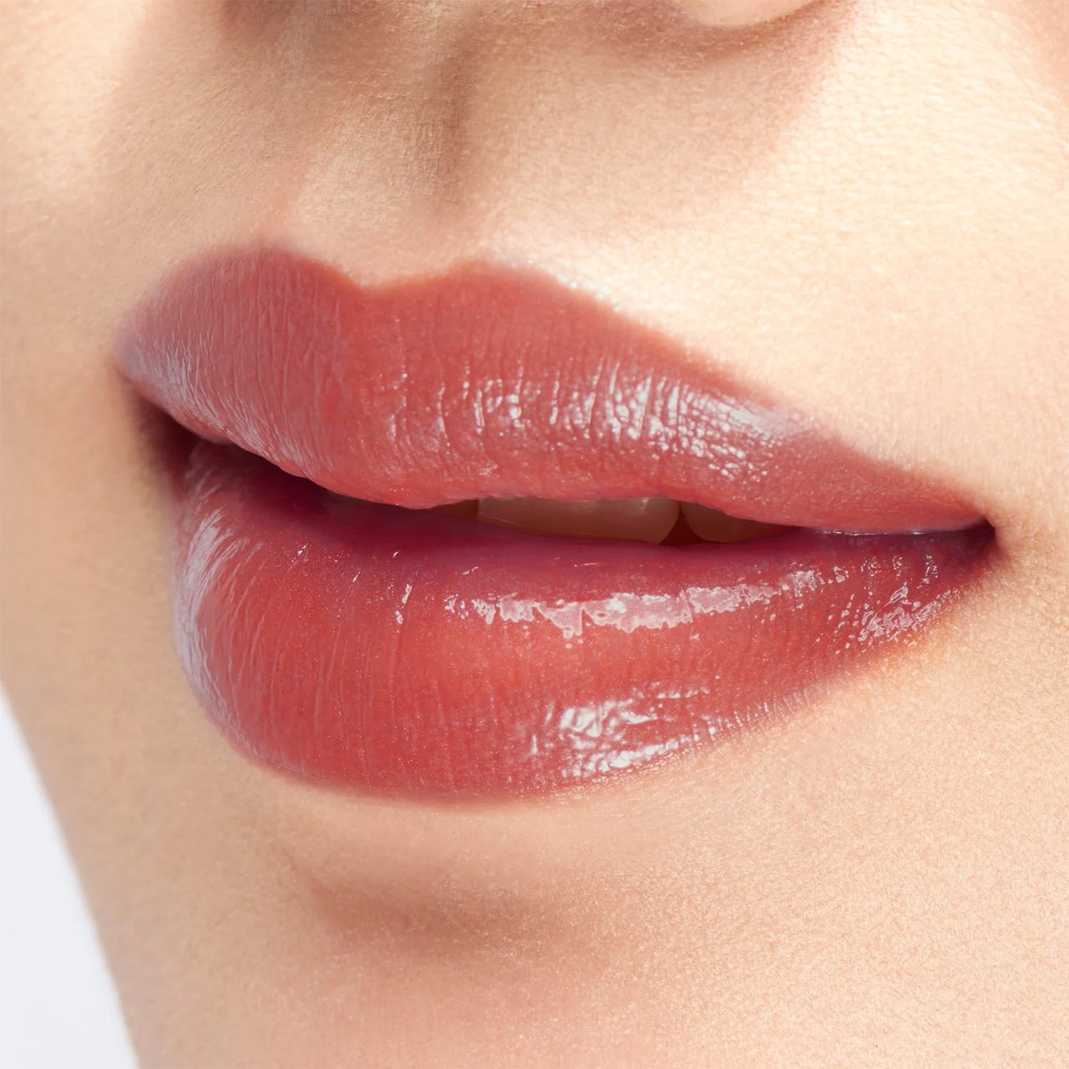 Lunasol Plump Mellow Lips - Image 14