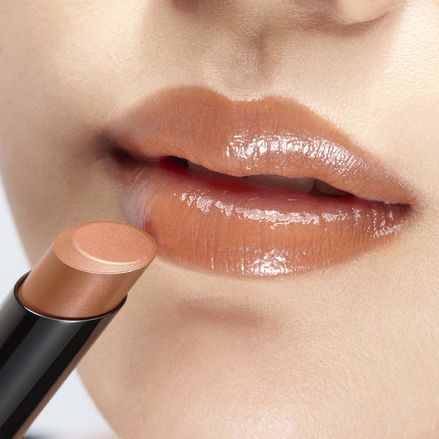 Lunasol Plump Mellow Lips - Image 22