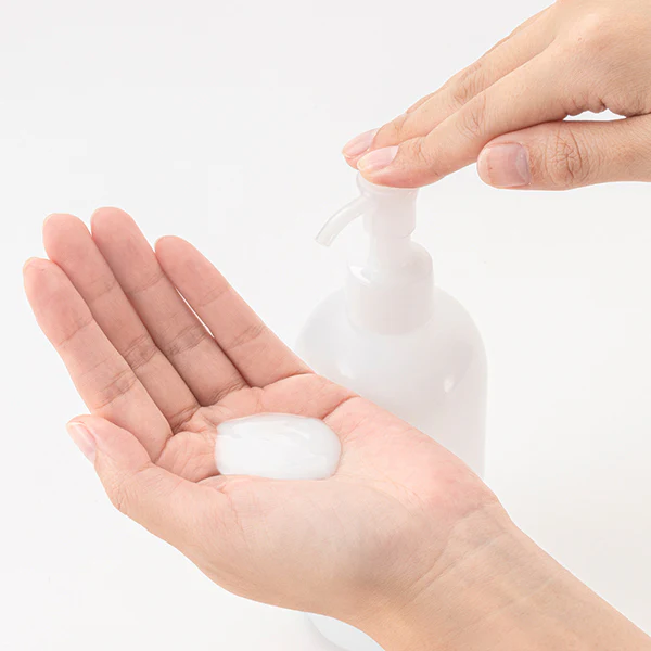 Nameraka Honpo Cleansing Milk NC - Image 2