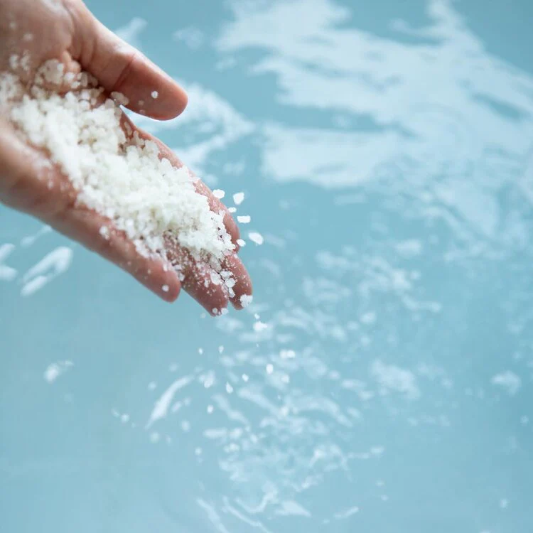 Shiro Wood Bath Salt - Image 2