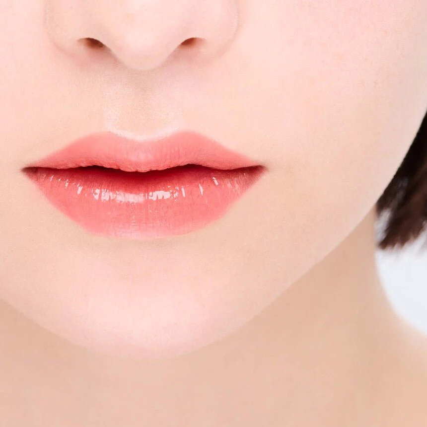 THREE Divine Lip Gem - Image 12