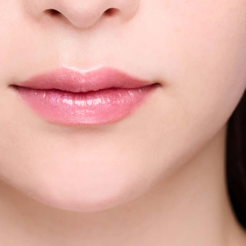 THREE Divine Lip Gem - Image 27