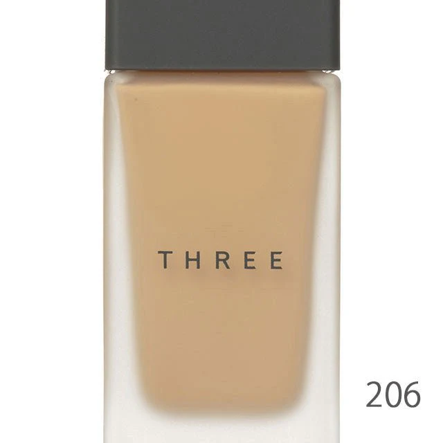 THREE Flawless Ethereal Fluid Foundation - Image 9